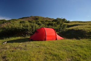 Unser Zelt am Punkt: +64° 26' 41.07", -14° 57' 57.15", Juli 2013